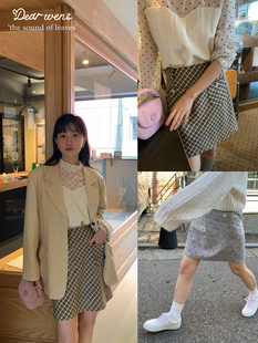 Dear Wednesday.2024新款春季斜格子纹爱心波点半身短裙A字包臀裙