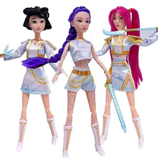 KPOP猎魔女团白衣武器鲁米带纹身搪胶娃娃声光主题曲音乐公仔玩具