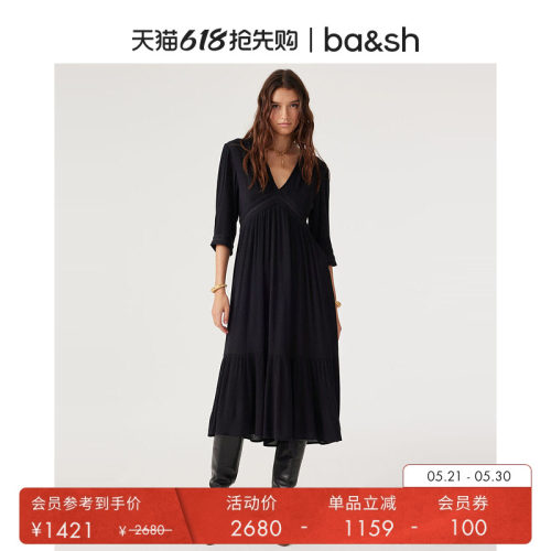 法式优雅V领黑色连衣裙