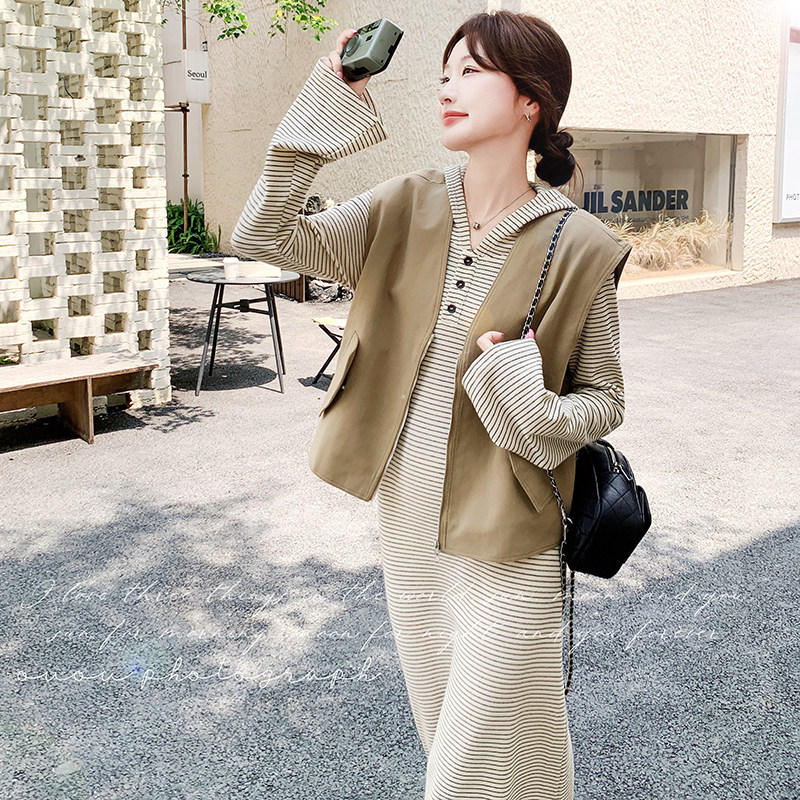 【26春款大货】 卡其马甲条纹裙套装C021-1033-P175控268图片