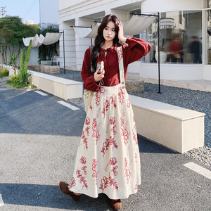 【新款 大货】复古红绣花背带裙+衬衣两件套C021-2639-P165控268图片