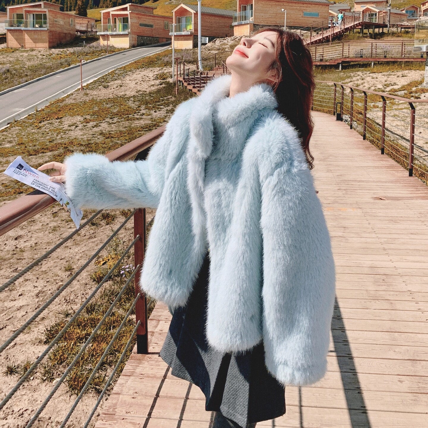 新款大货星海蓝两面穿短款皮毛一体-带包包C021-3053-P205控308，女装皮草，2C021