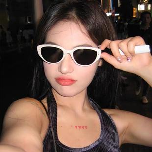 王嘉尔同款个性白框猫眼黑白墨镜女冬小框酷潮复古防晒眼镜太阳镜