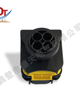 新能源电动汽车1-1703818-1连接器塑料接插件国产4PIN孔护套胶壳
