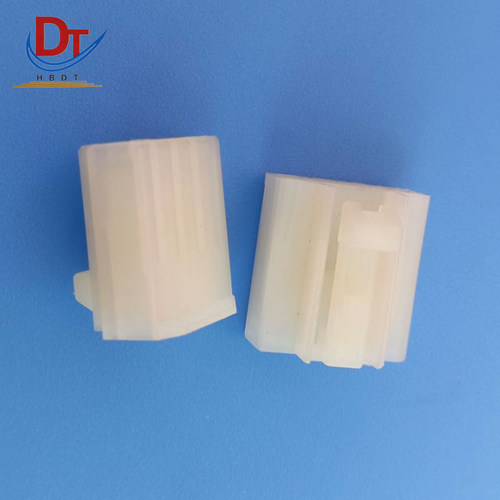 新能源汽车DJ7041Y-3-21护套塑料插接件4PIN孔连接器国产白色胶壳