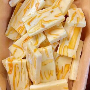 新货芒果草莓奶糕水果味厚切松软糕点牛轧糖新鲜儿童好吃休闲零食