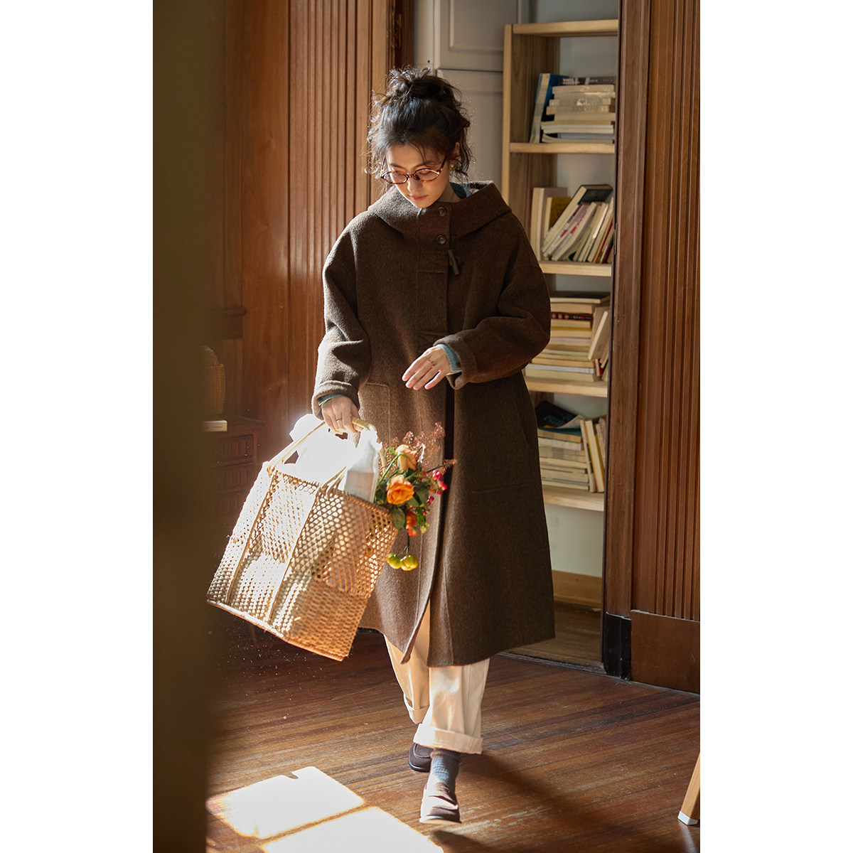 solighter 全羊毛牛角扣连帽双面呢大衣女冬季2025新款毛呢外套,女装/女士精品,毛呢外套,淘宝优惠券,粉丝福利购,淘宝优惠卷