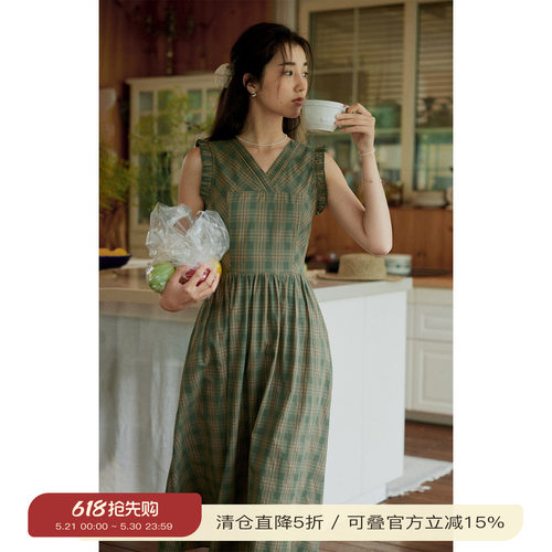 solighter法式格子v领无袖连衣裙