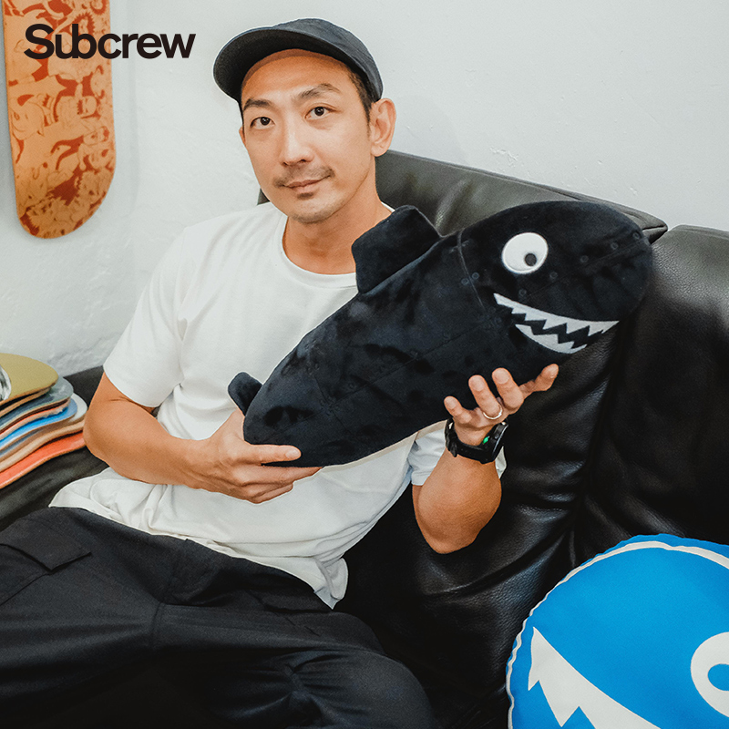 Subcrew李灿森同款鲨鱼抱