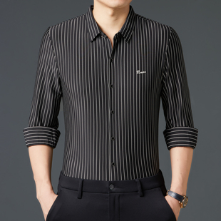 衬衫男长袖春秋季冰丝薄款商务休闲中年男士条纹宽松免烫抗皱衬衣