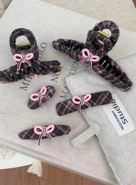 学院风灰粉色蝴蝶结格纹发夹小香风英伦格子布艺鲨鱼夹抓夹发饰女