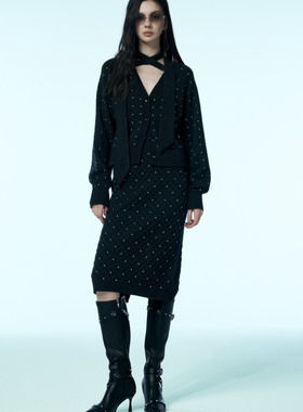 uhot诱货/深灰色短款廓形修身针织开衫女烫钻两面穿设计UWWW2Z137