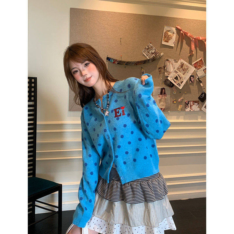 甜美风撞色波点针织外套女秋冬大码胖mm300斤宽松别致百搭毛衣ins