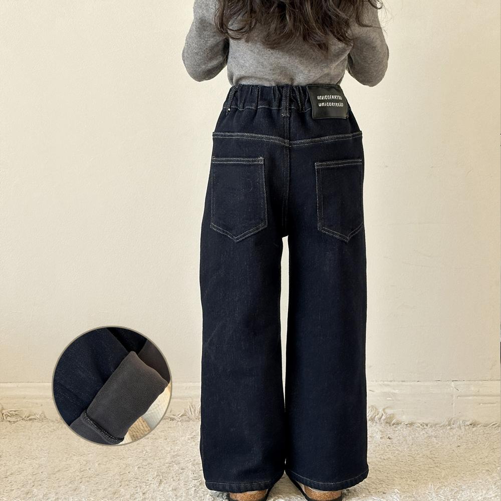 女童加绒裤子冬装儿童黑色阔腿直筒裤冬季中大童一体绒秋冬牛仔裤