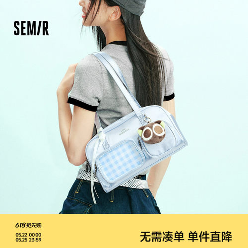 森马罗小黑联名棋盘格纹单肩包女