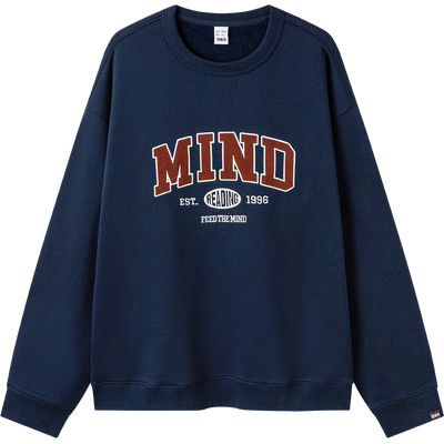 森马复古学院字母刺绣圆领卫衣男