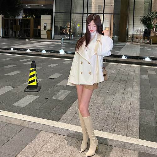 WINEMASNOW羊毛尼大衣