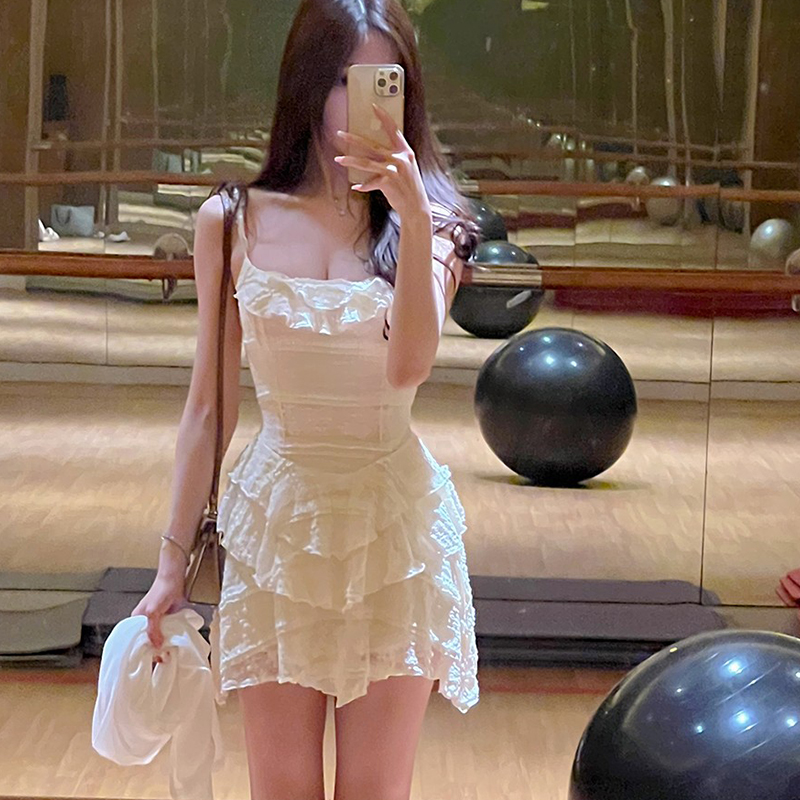 Winema晓雪 千层酥 芭蕾舞风 蕾丝连衣裙甜美气质收腰吊带裙女夏
