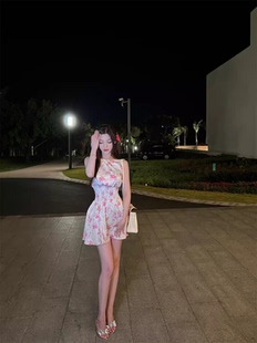 4.26 丝质感 晓雪杜家 碎花连衣裙 弹力松紧腰镂空露背度假风裙子