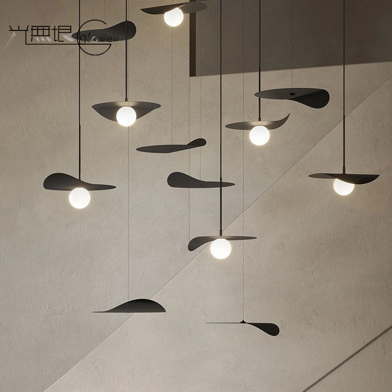 Kundalini楼梯间金属吊灯