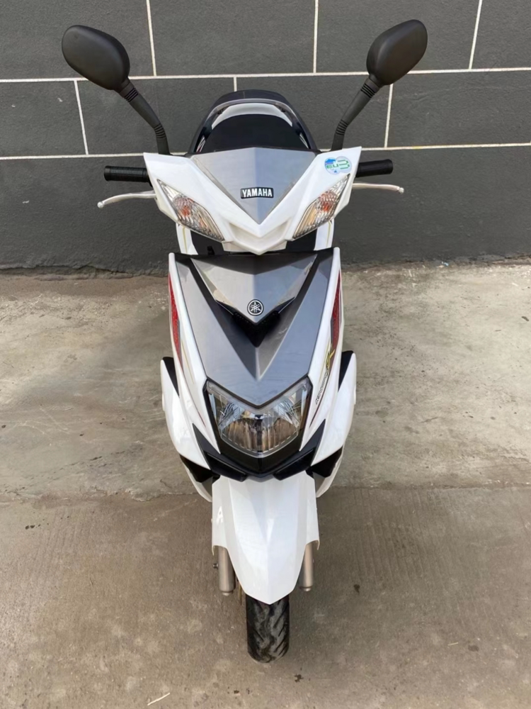 二手电喷原装雅马哈尚领迅鹰125cc踏板车男女代步燃油助力摩托车