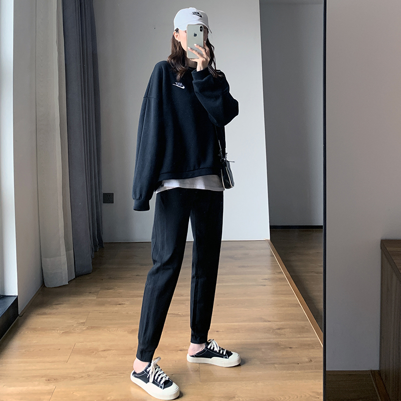 运动裤女宽松束脚秋冬季2021新款学生显瘦哈伦裤黑色休闲加绒卫裤