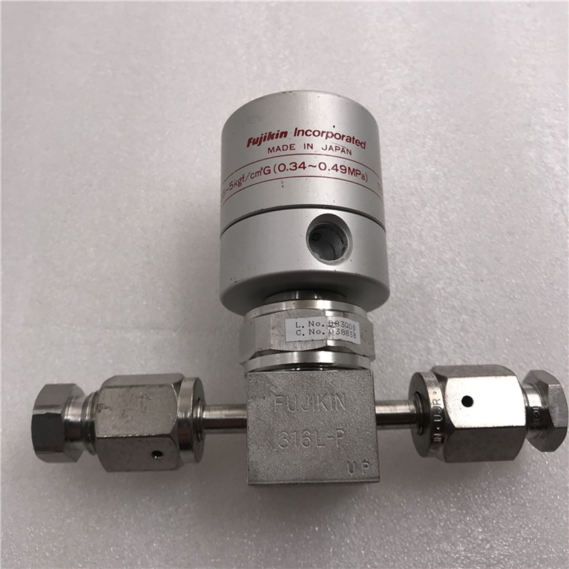 Fujikin/富士金 (0.34~0.49MPa)  N.C. 316L-P 038838 D83Q00实拍