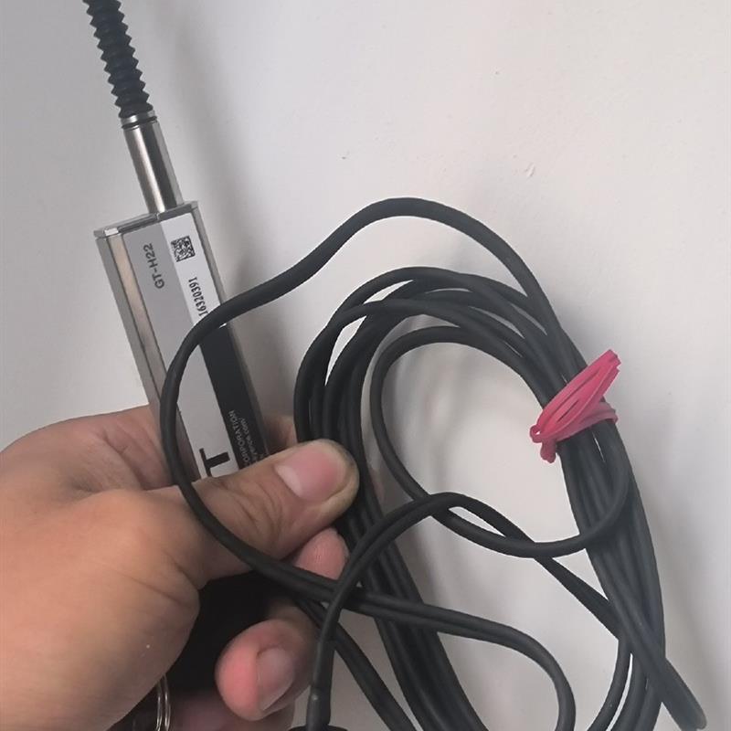 全新位移感测器GT2-H22 议价  GT2-A22 GT2-A12KL GT2-H22