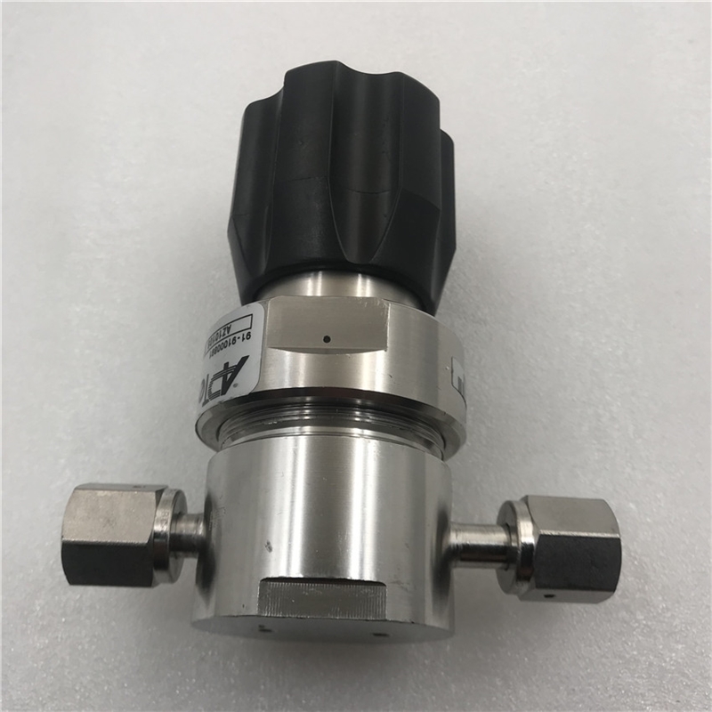 隔膜阀4RG204002027 AZ10108 2PW新有刮痕 实拍