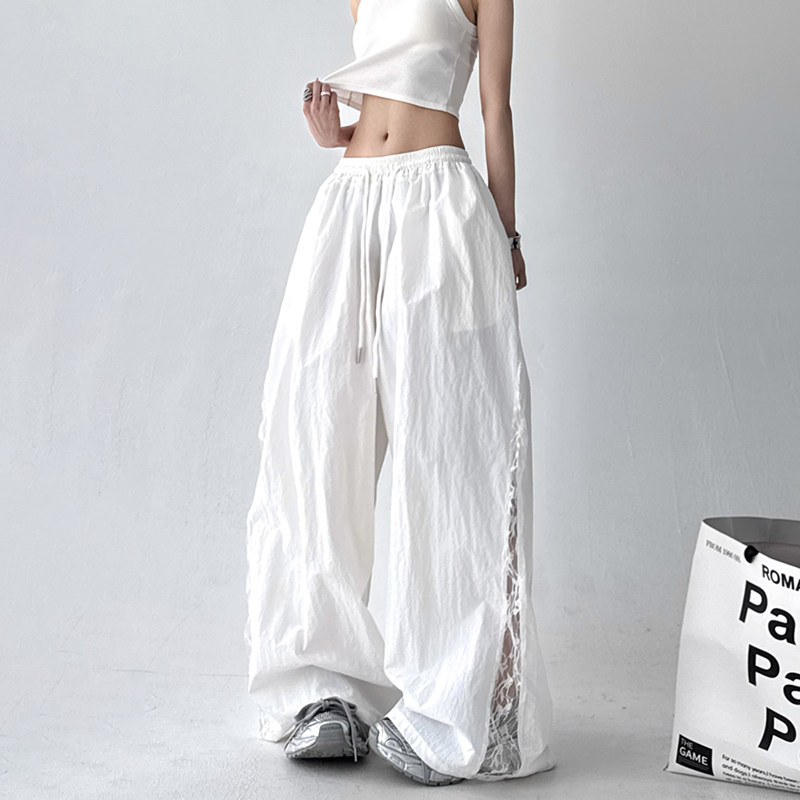 ��ɫ S ��˿ƴ���ο����ȿ�Ů����2025�¿������Ƹп����������п�