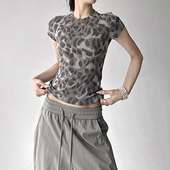 T恤女修身 2026超火春装 复古豹纹短袖 显瘦小众女士设计感洋气上衣