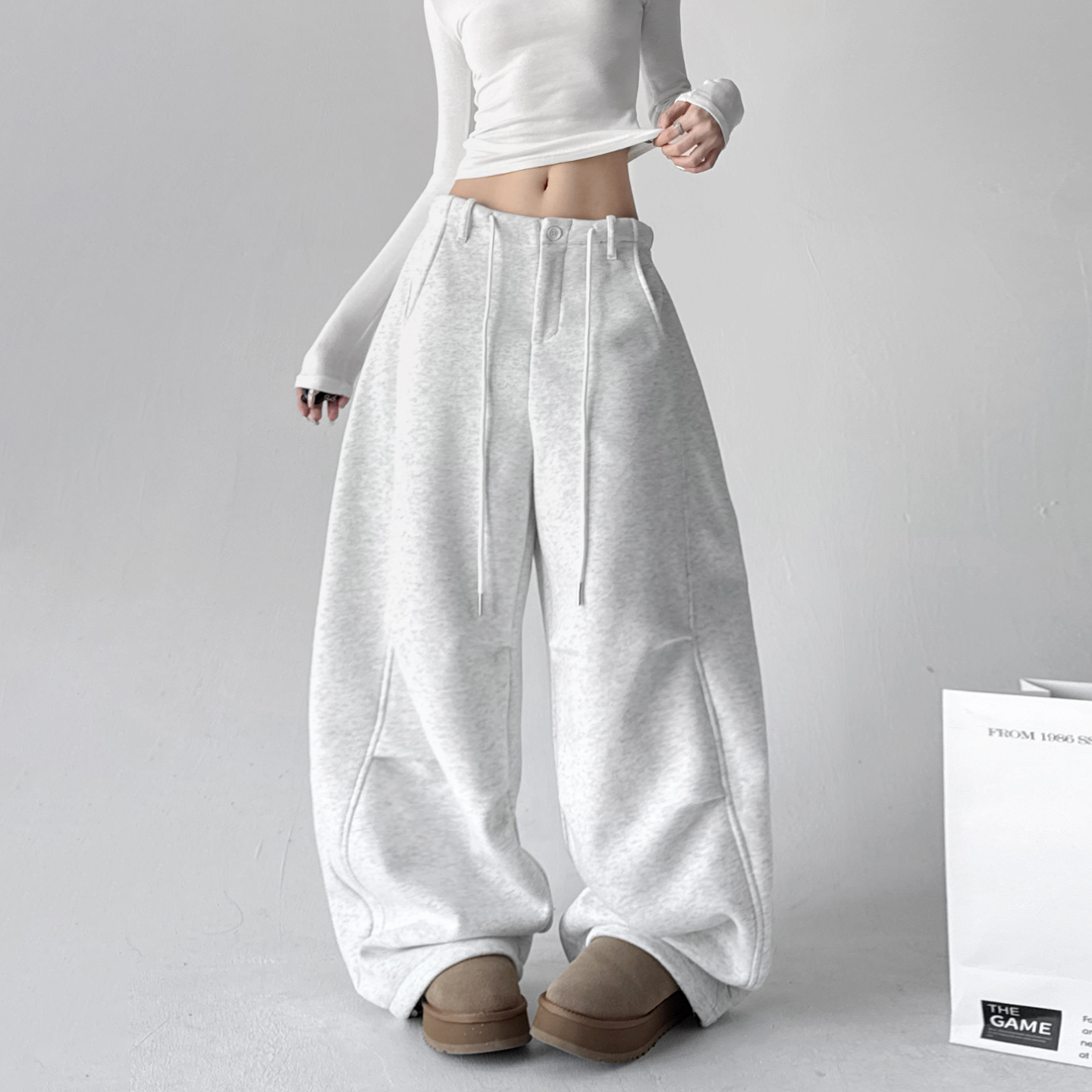 加绒加厚捏褶运动风松紧腰保暖直筒裤2025冬季新款休闲裤女卫裤