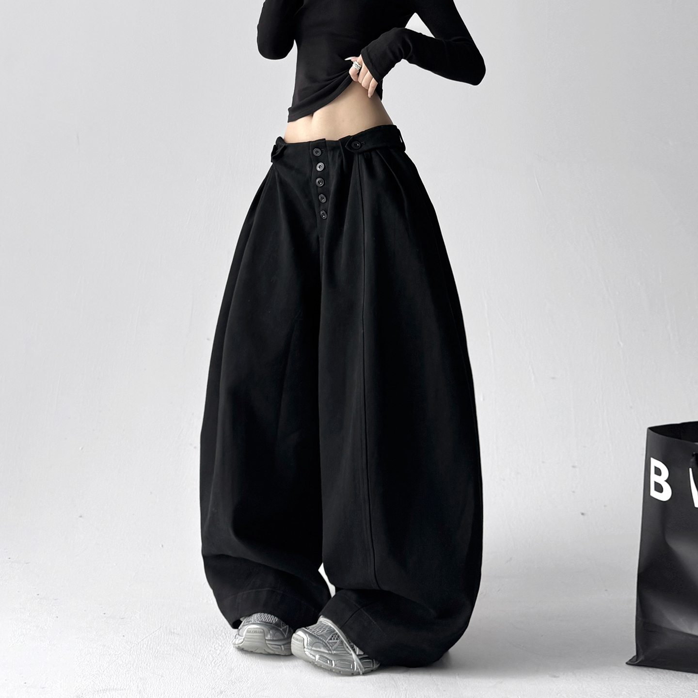 2025秋冬新款收腰单排扣低腰工装裤宽松休闲百搭显瘦阔腿弯刀裤女