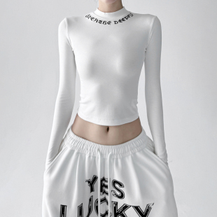 2025新款美式复古字母印花长袖T恤女秋季新款修身显瘦打底衫上衣