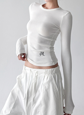 超好看白色打底衫女秋冬2025新款爆款高级感t恤修身内搭长袖上衣