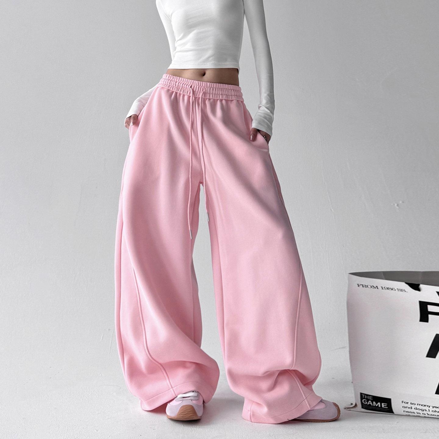 美式卫裤运动裤女2025秋季新款宽松阔腿休闲裤弯刀裤子