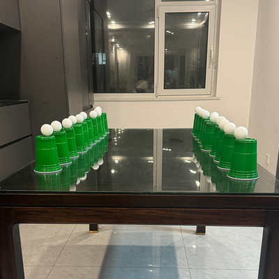 翻杯子接球欧美派对团建游戏