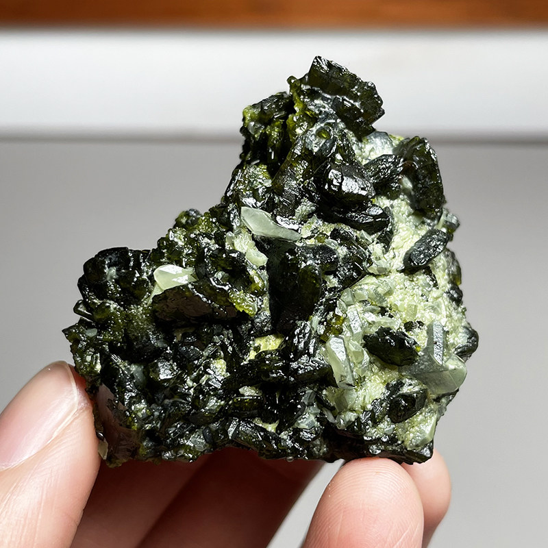 1-1天然四川美姑水晶簇 绿帘石晶体共生 原石 小摆件 矿标石收藏