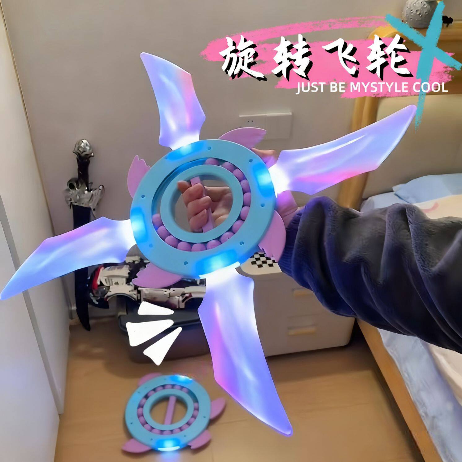 新款儿童玩具火旋剑刀刃手里光剑发光激光旋转宝剑小男孩生日礼物