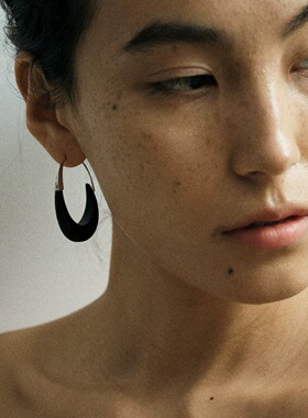 哲学设计月影925银针黑色木耳环女2025新款个性气质高级耳圈耳饰