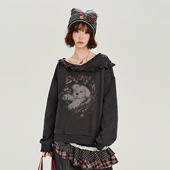 Girlyhalo美式 设计感上衣 新款 复古印花斜肩荷叶边长袖 卫衣女秋季