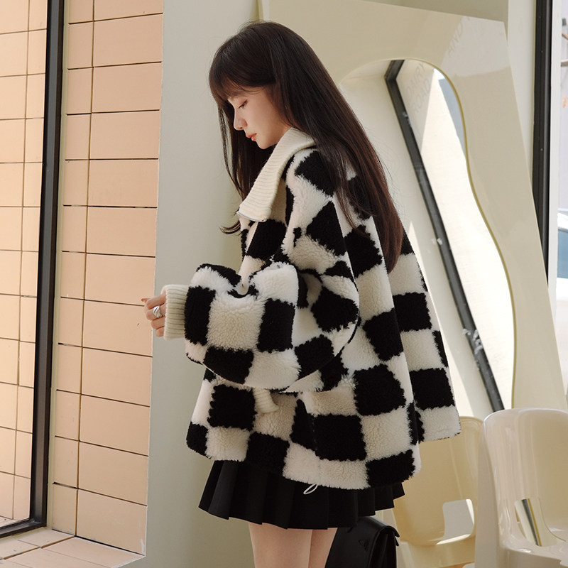 现货！22年秋冬翻领棋盘格羊羔毛外套123A-9027-P185K268,女装短外套,浙宝123A