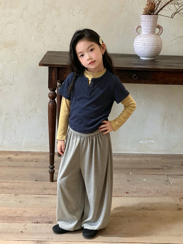 女童拼接长袖T恤套装秋装2026灰色阔腿拖地裤休闲儿童叠穿t两件套