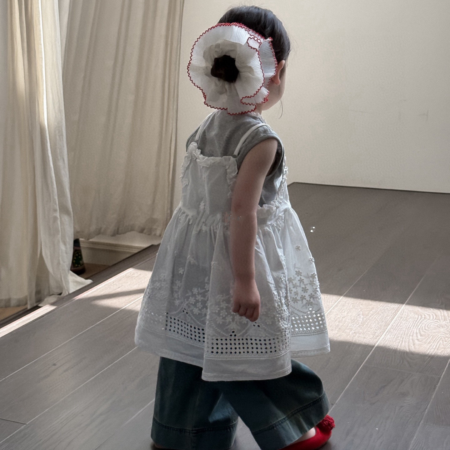 女童刺绣吊带连衣裙夏装2025女宝森系背心裙无袖打底衫叠穿两件套