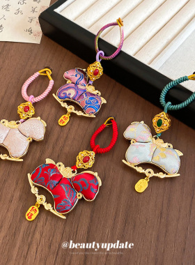 石头小马包包珍珠挂件轻奢高级感