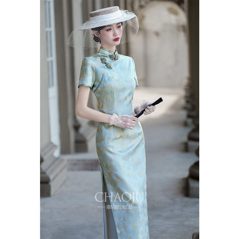 旗袍2024新款高端修身走秀礼服年会真丝桑蚕丝年轻款女新中式长款