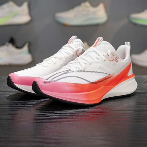 李宁四季通用缓震回弹童跑步鞋