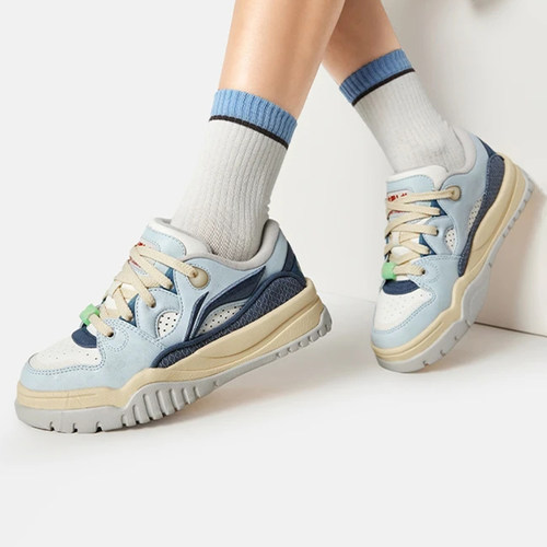 正品李宁潮跃板鞋女子2026春季低帮女鞋经典休闲鞋AGCW012-2-4-5