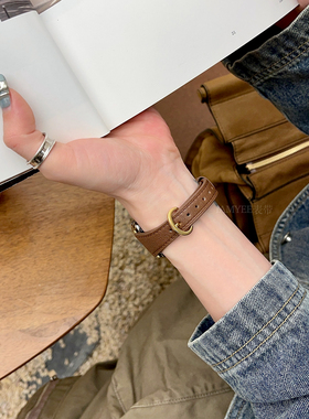 IAMYEE小马蹄扣精致高级感皮质表带适用ApppleWattch67S8S9S10S11