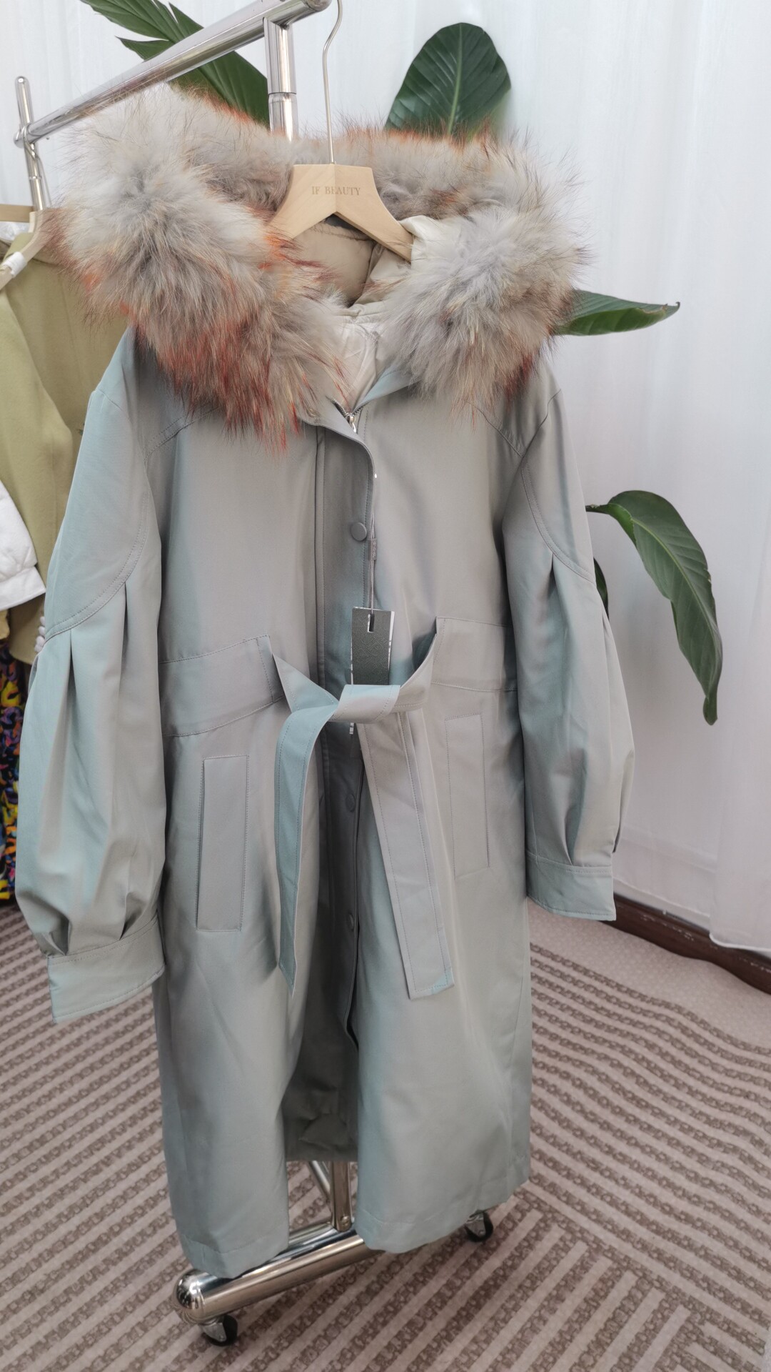 雪丹枝长款派克羽绒服